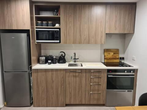 Modern 1 Bedroom Apartment Across From Hagley Park Крайстчерч Екстер'єр фото